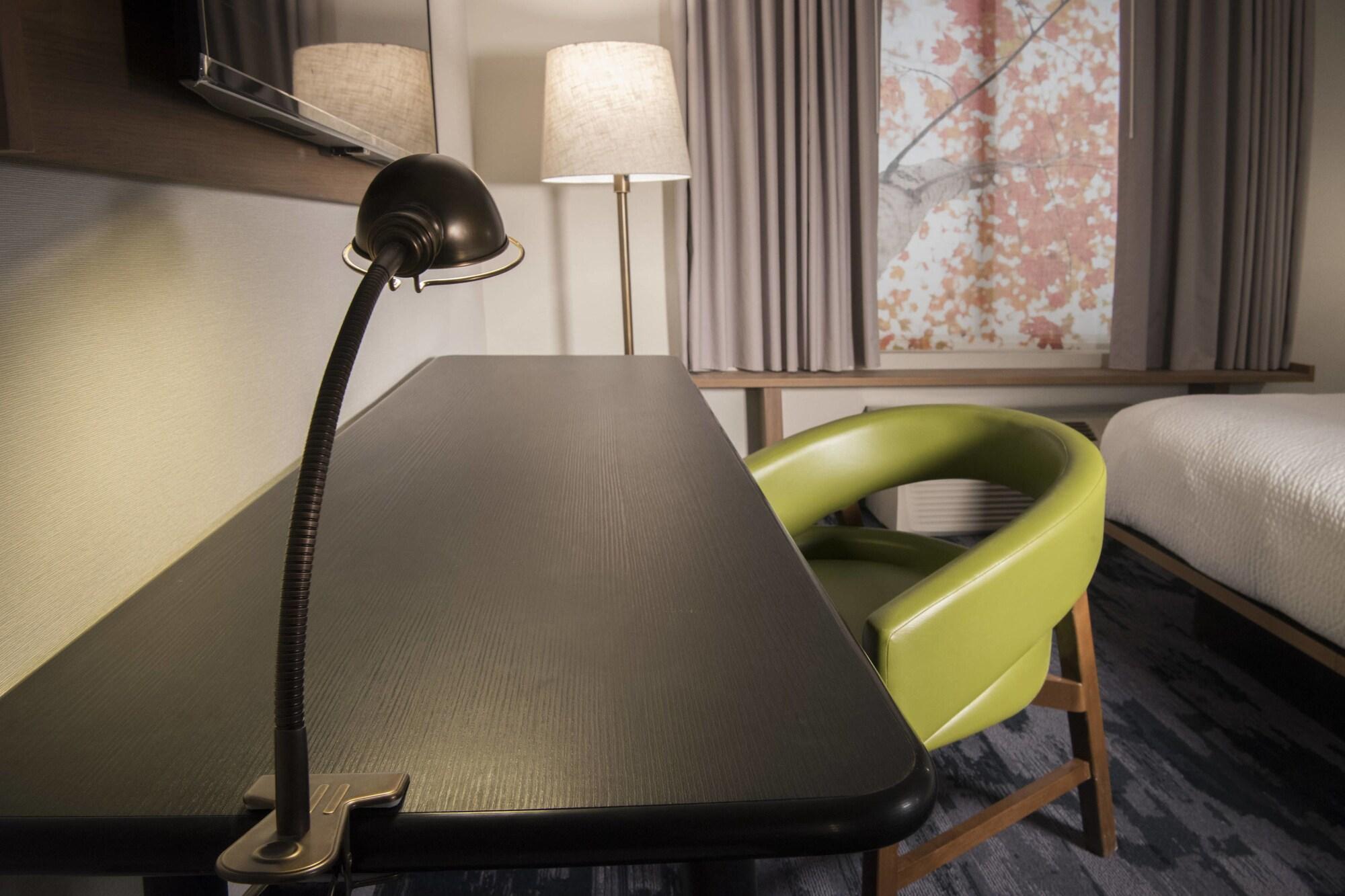 Fairfield Inn & Suites By Marriott Крествью Экстерьер фото