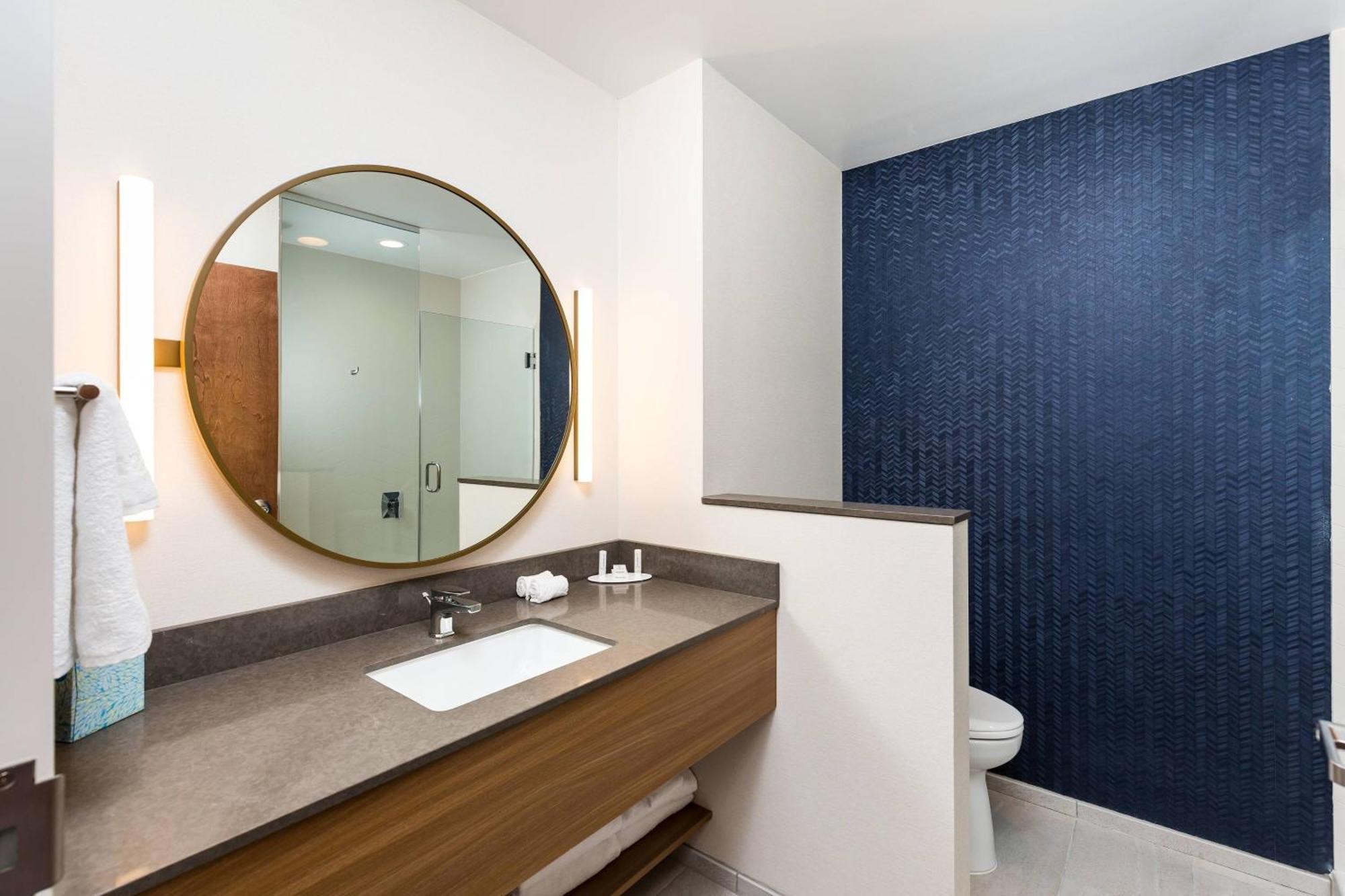 Fairfield Inn & Suites By Marriott Крествью Экстерьер фото
