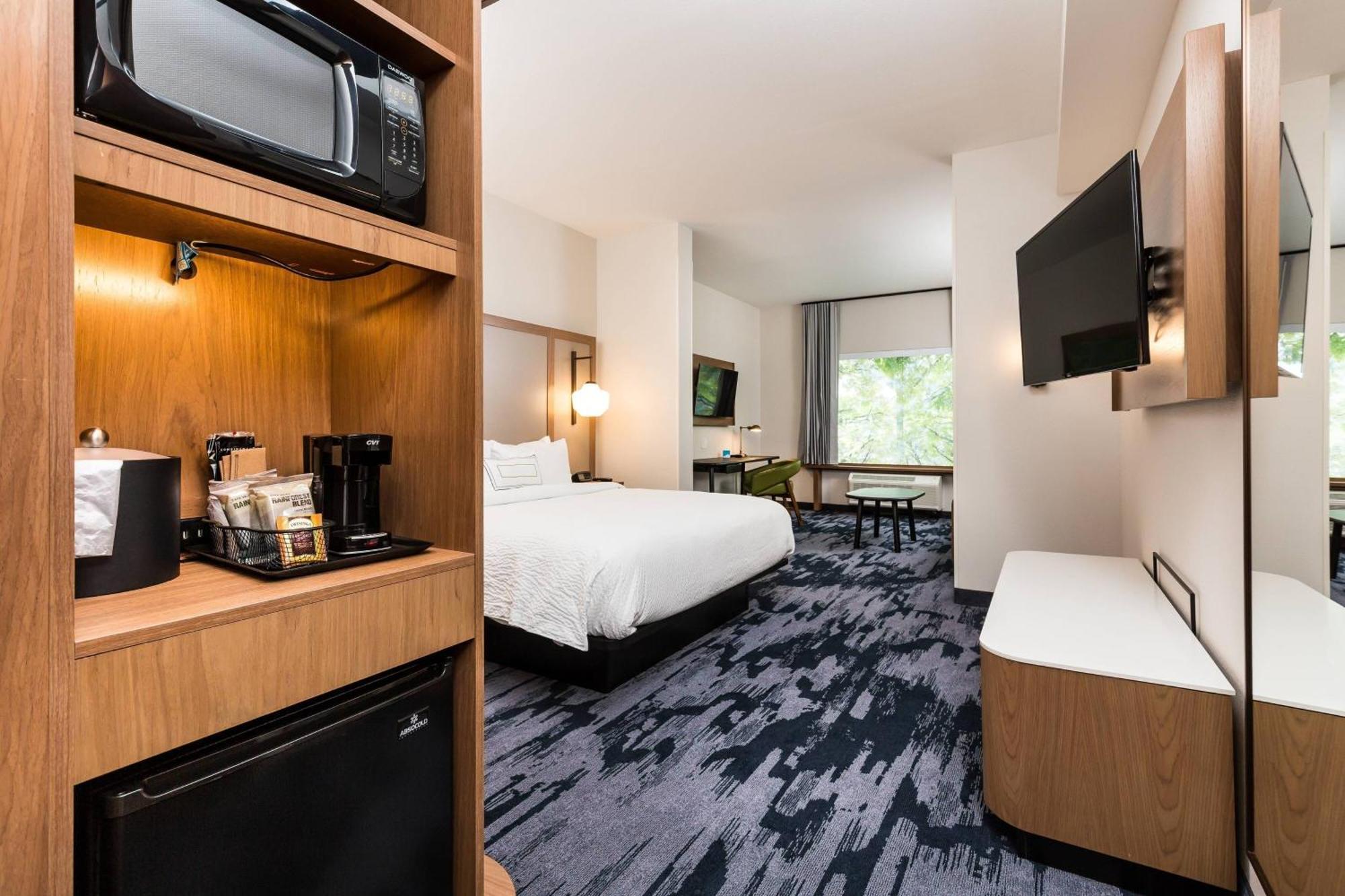 Fairfield Inn & Suites By Marriott Крествью Экстерьер фото