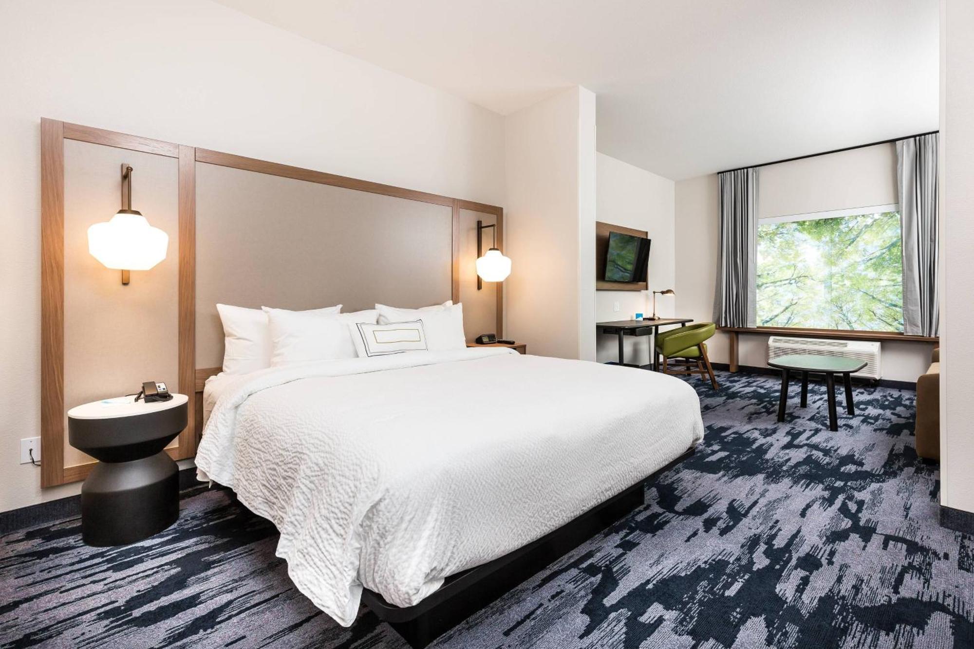 Fairfield Inn & Suites By Marriott Крествью Экстерьер фото