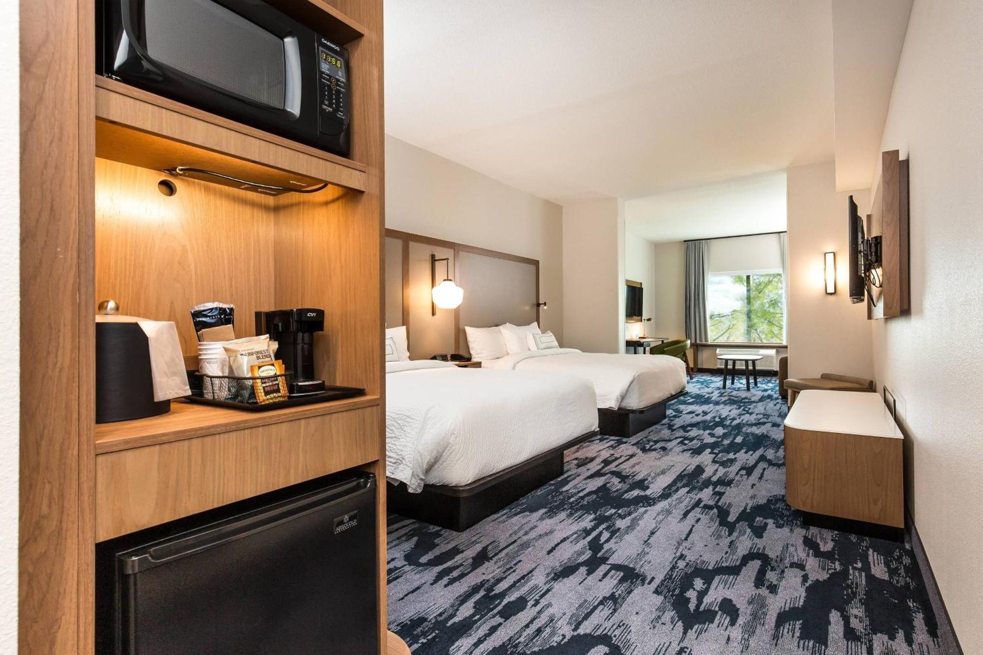 Fairfield Inn & Suites By Marriott Крествью Экстерьер фото